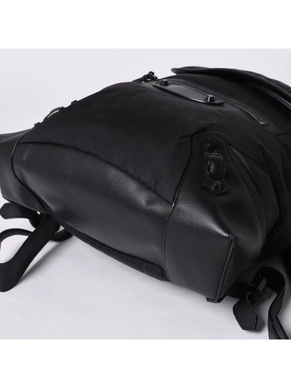 Balenciaga Classic Traveler Backpack Nylon Black